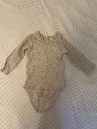 Langarm Body Alana meliert Grösse 74/80 guter Zustand