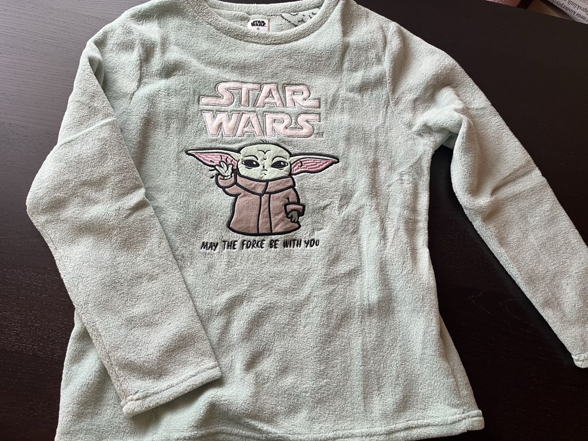 Pullover & Sweatshirts: Star Wars Pyjama flauschig – Neu (gemäss Beschreibung) aus Einsiedeln von sandramon 1