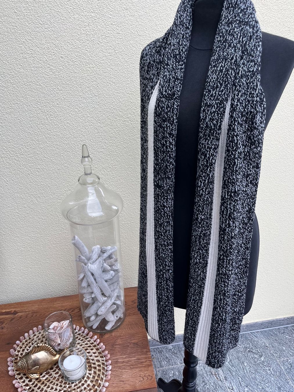 Bogner Foulard & Sciarpe: Zeitloser Winterschal von Bogner – Usato da Hergiswil NW venduto da Primia 1
