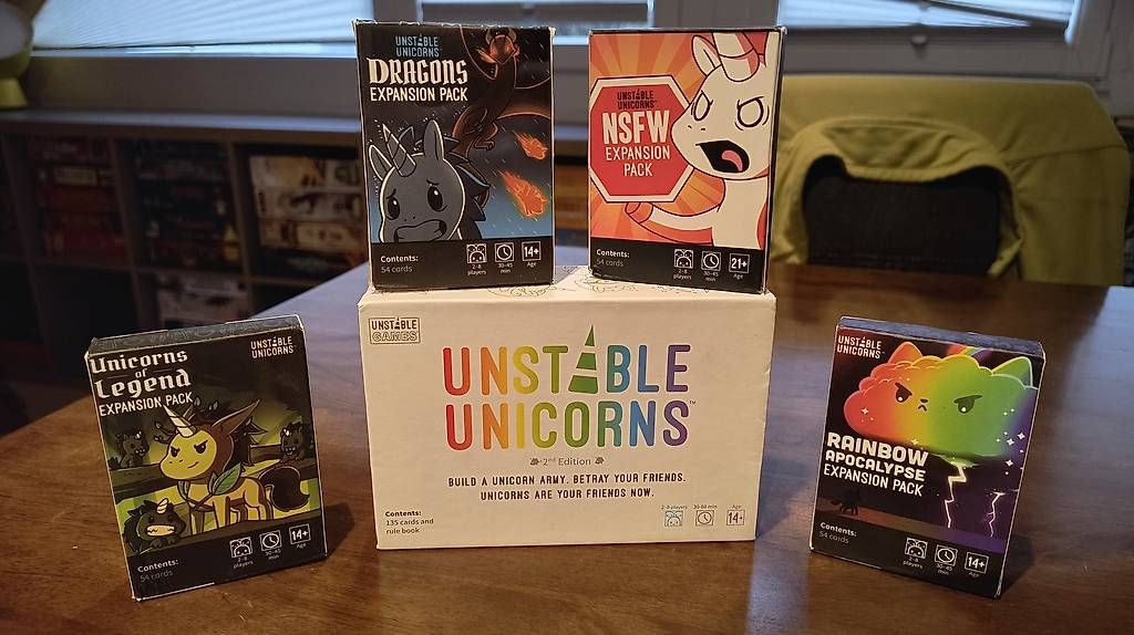 Giochi: Unstable Unicorns + 4 Erweiterungen Bundle (Englisch) – Usato da Grenchen venduto da Nedudddki