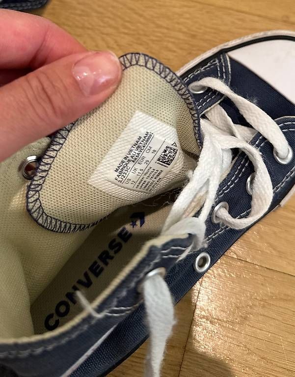 Scarpe per ragazzi: Sneaker Converse Größe 29 – Usato da Strengelbach venduto da lul_tfr6 3