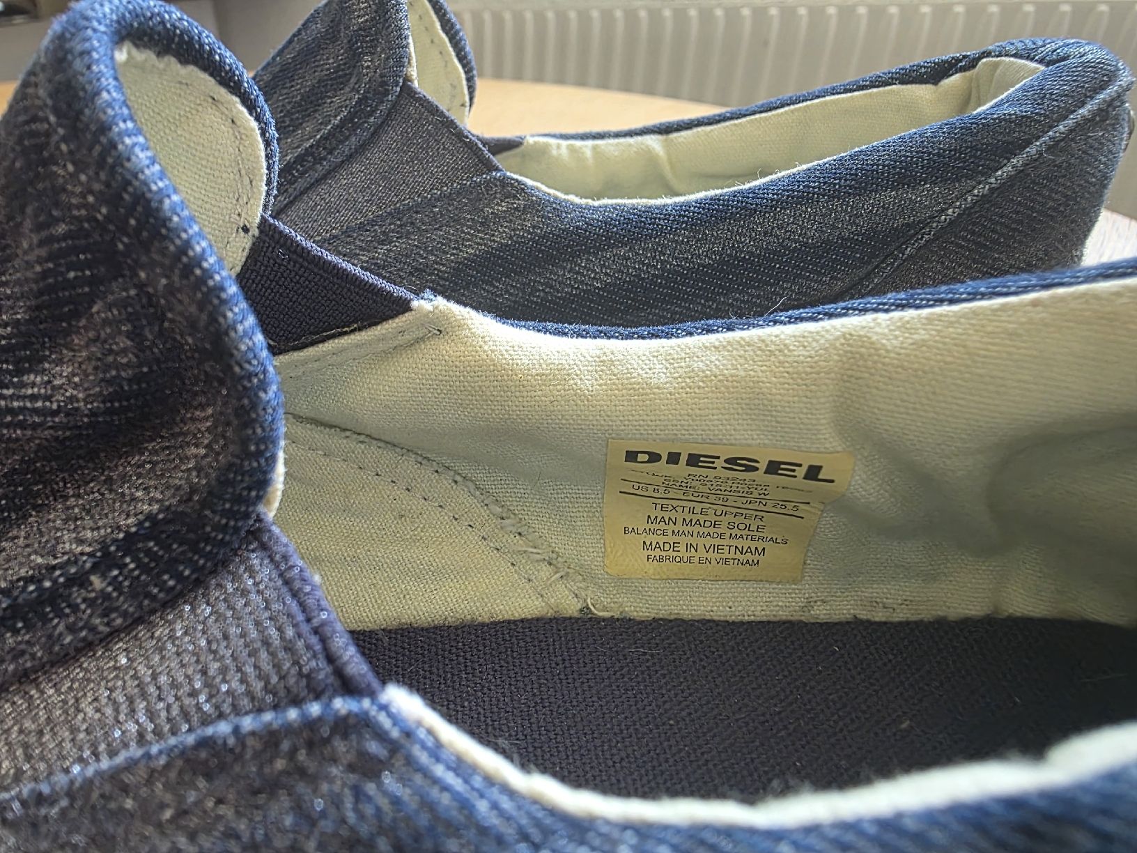 Diesel Scarpe da uomo: Loafer, Slipper Diesel Gr 39 – Usato da Interlaken venduto da NataliiaS 6