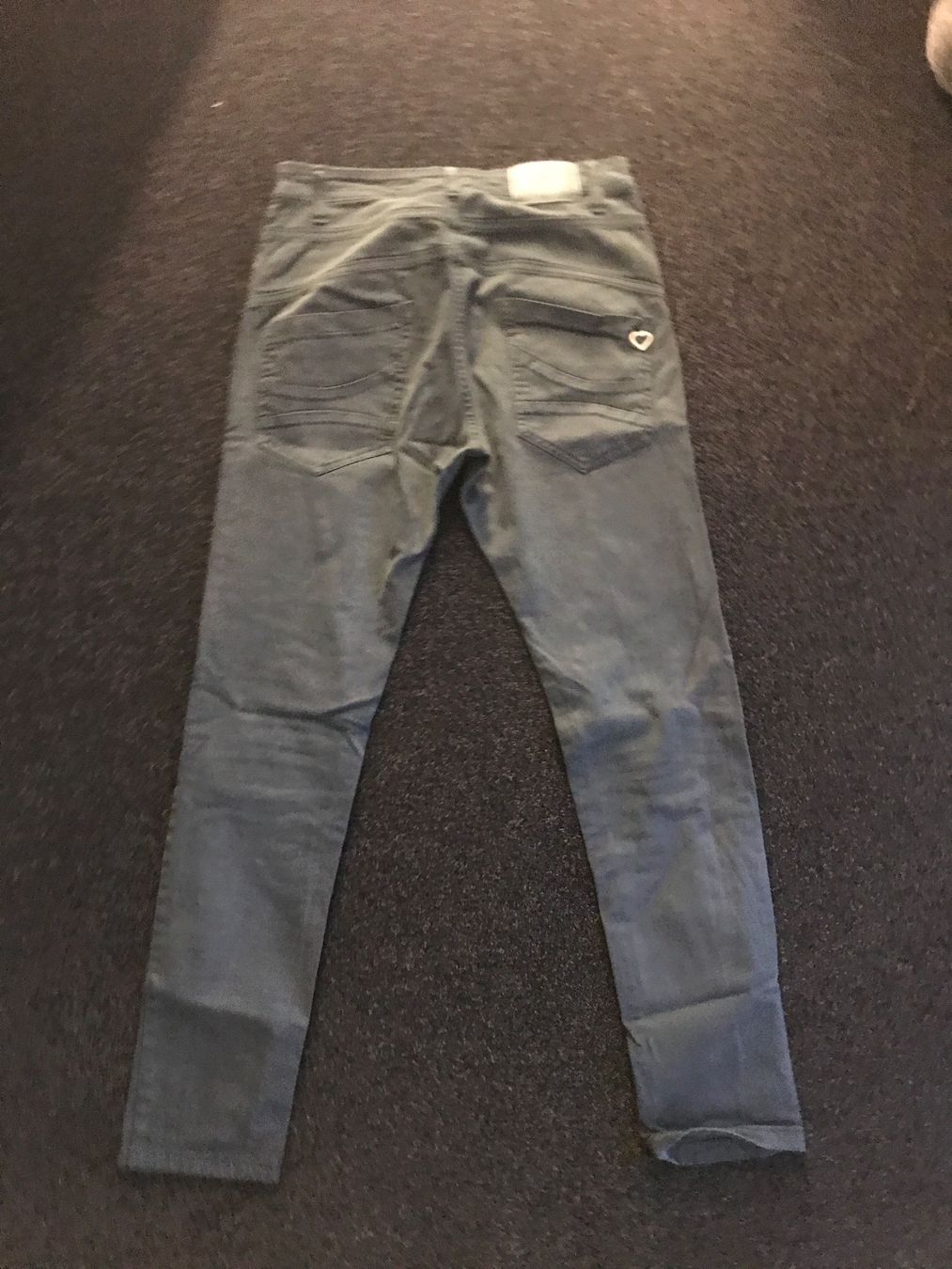 Please Jeans Jeans: Please Jeans Gr XS dunkelgrau – Usato da St. Margrethen SG venduto da kellenbh 1