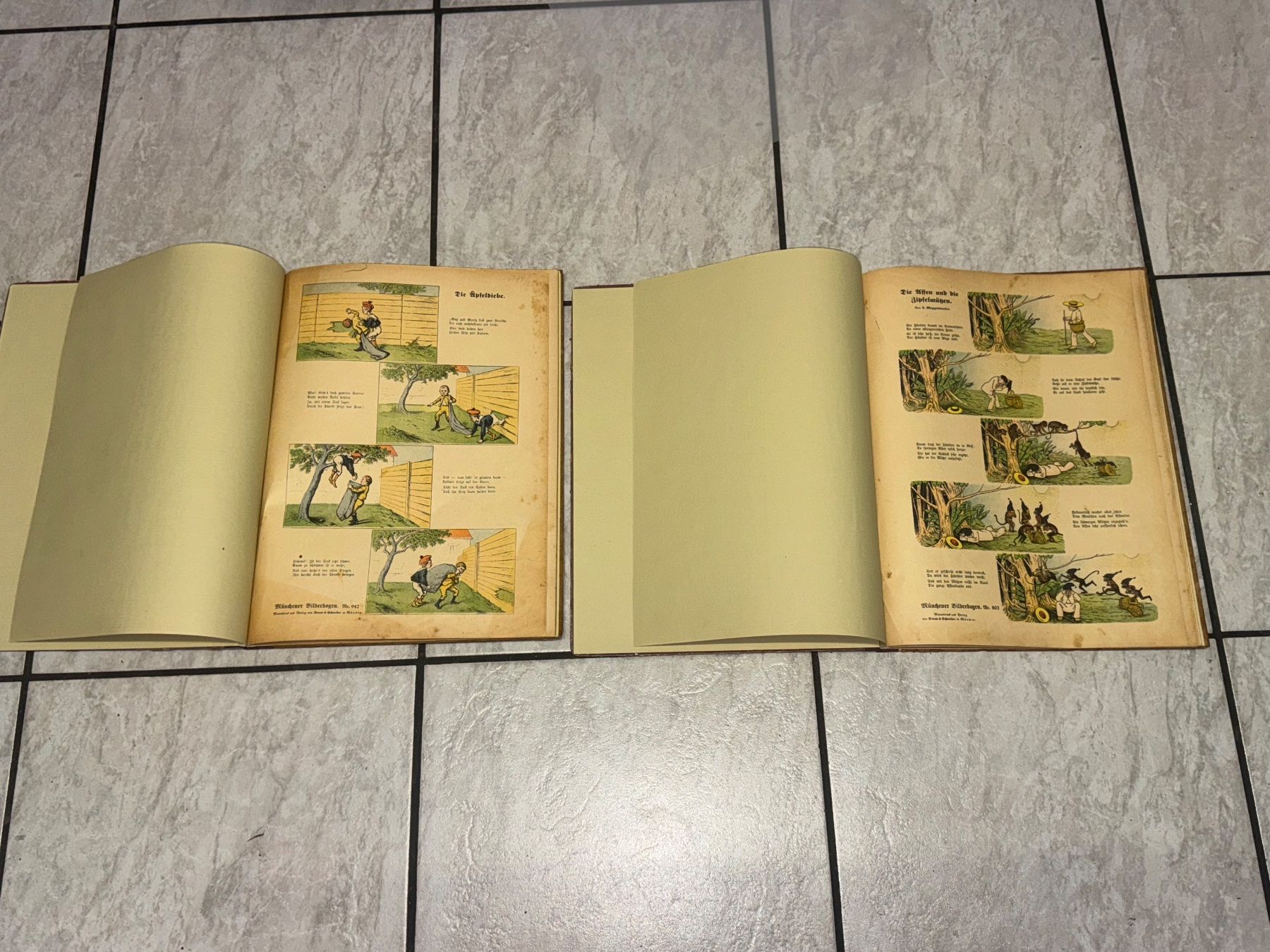 Libri: 2 Alte Bücher- Die lustigsten Münchner Bilderbogen. – Usato da Kaiseraugst venduto da Drasa 2