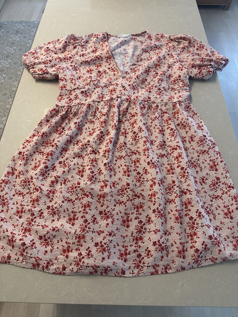 Vestiti: 🌸 Primark Cares Kleid | Blumenmuster | Gr. L – Usato da Weggis venduto da _GMA9
