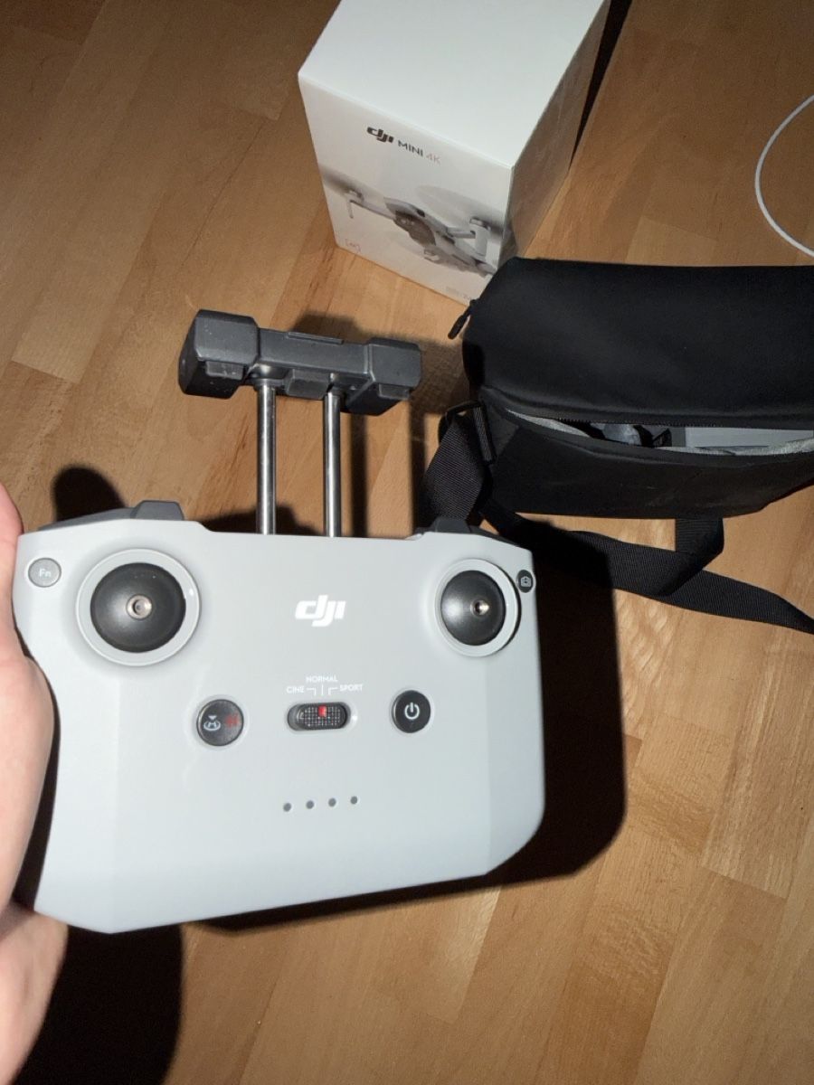 DJI Videocamere: Drone DJI Mini 4K avec accessoires et sacoche – Nuovo e nell'imballaggio originale da Bussigny venduto da spe_9vgp 3