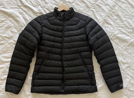 Brandneue Arcteryx Cerium-Downjacke S