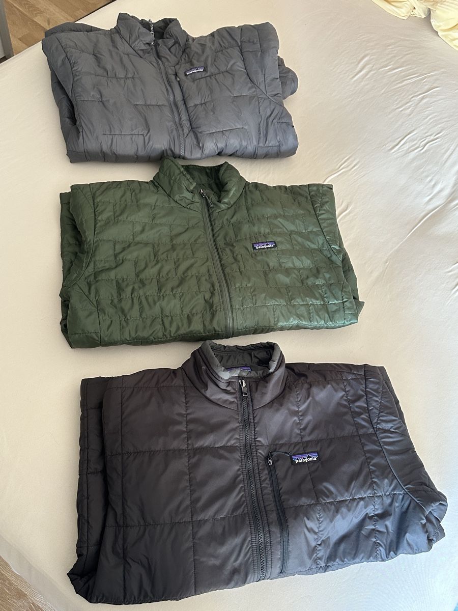 Patagonia Giacche: Patagonia Men‘s Light Gust Jacket BLACK – Nuovo (secondo la descrizione) da Wohlen AG venduto da jes_9c79 3
