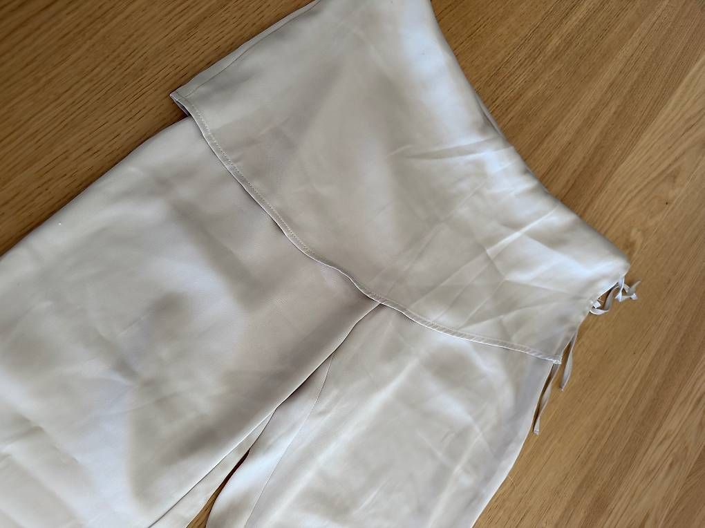 Pantalons: H&m satin pant – Neuf avec emballage d'origine à Bern par sar_r5dp 4