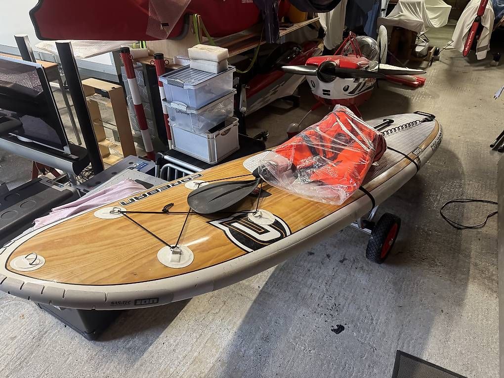 Tavole da surf e di nuoto: Corran Stand-Up Paddle Board Set inkl. Trolley & Weste – Usato da Wilen b. Wollerau venduto da Loonyacht 2