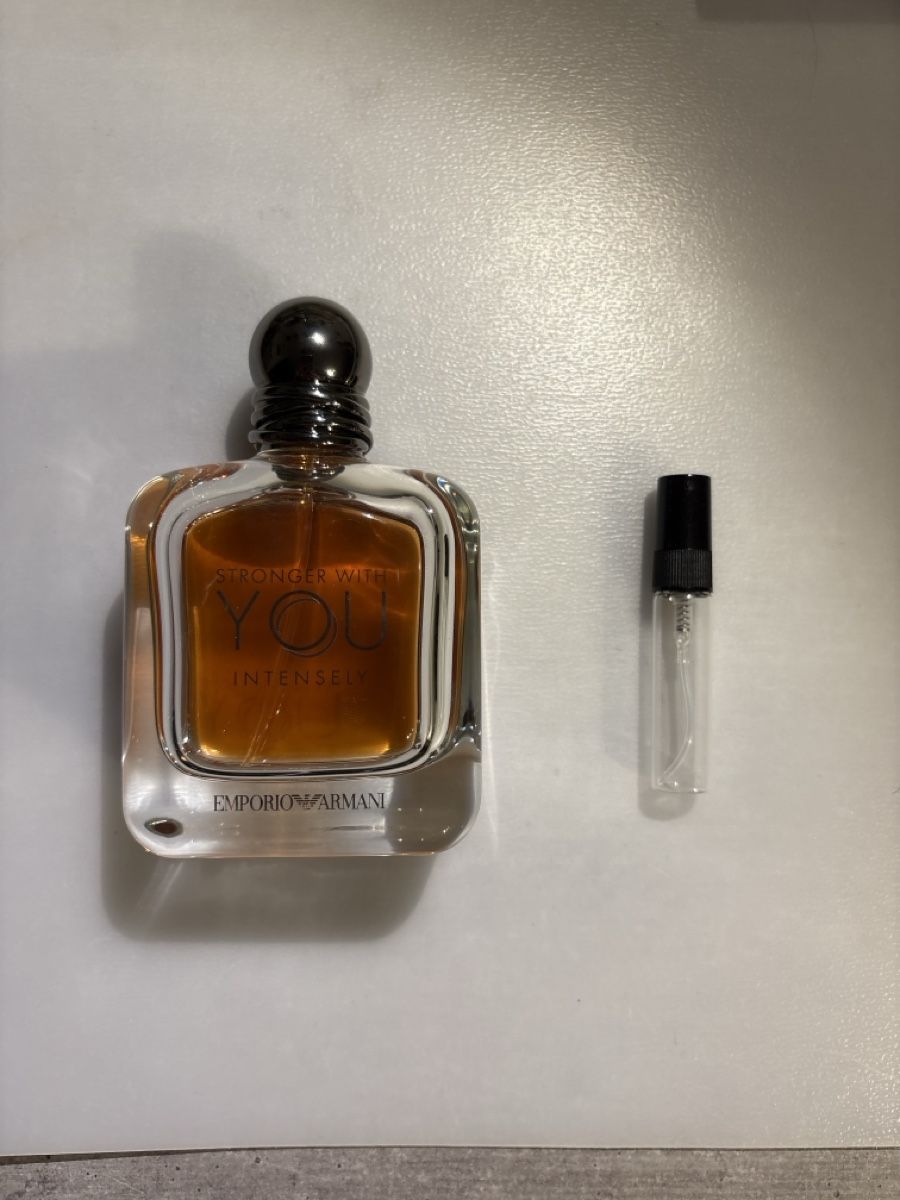 Armani Parfums & Eau de Toilette: Stronger with you intensely 5ml – D'occasion à Greifensee par Roger