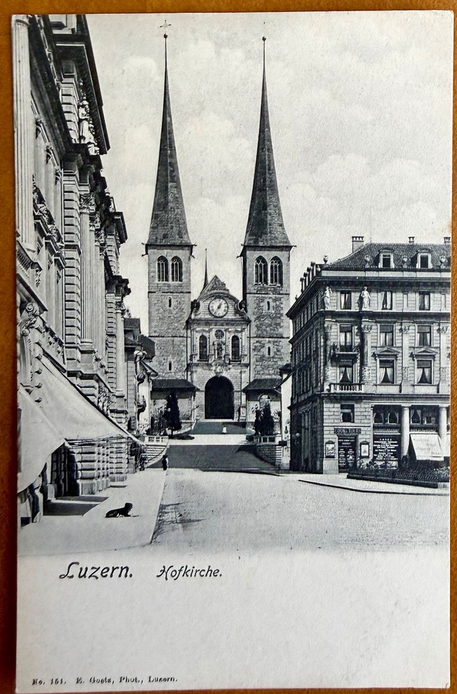 Cartoline postali: Luzern - Hofkirche - AK – Usato da Lutry venduto da Ediego