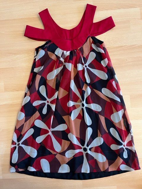 Vestiti: Kleid  Gr. 34 cue – Usato da Wabern venduto da adamovski 1