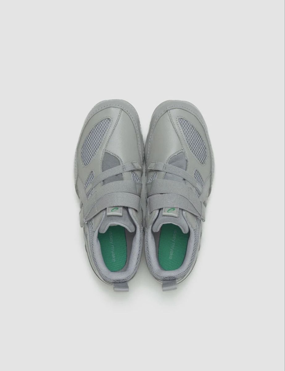 Herrenschuhe: Issey Miyake x Asics Hyper Taping – Neu und originalverpackt aus Basel von miauu__ 3