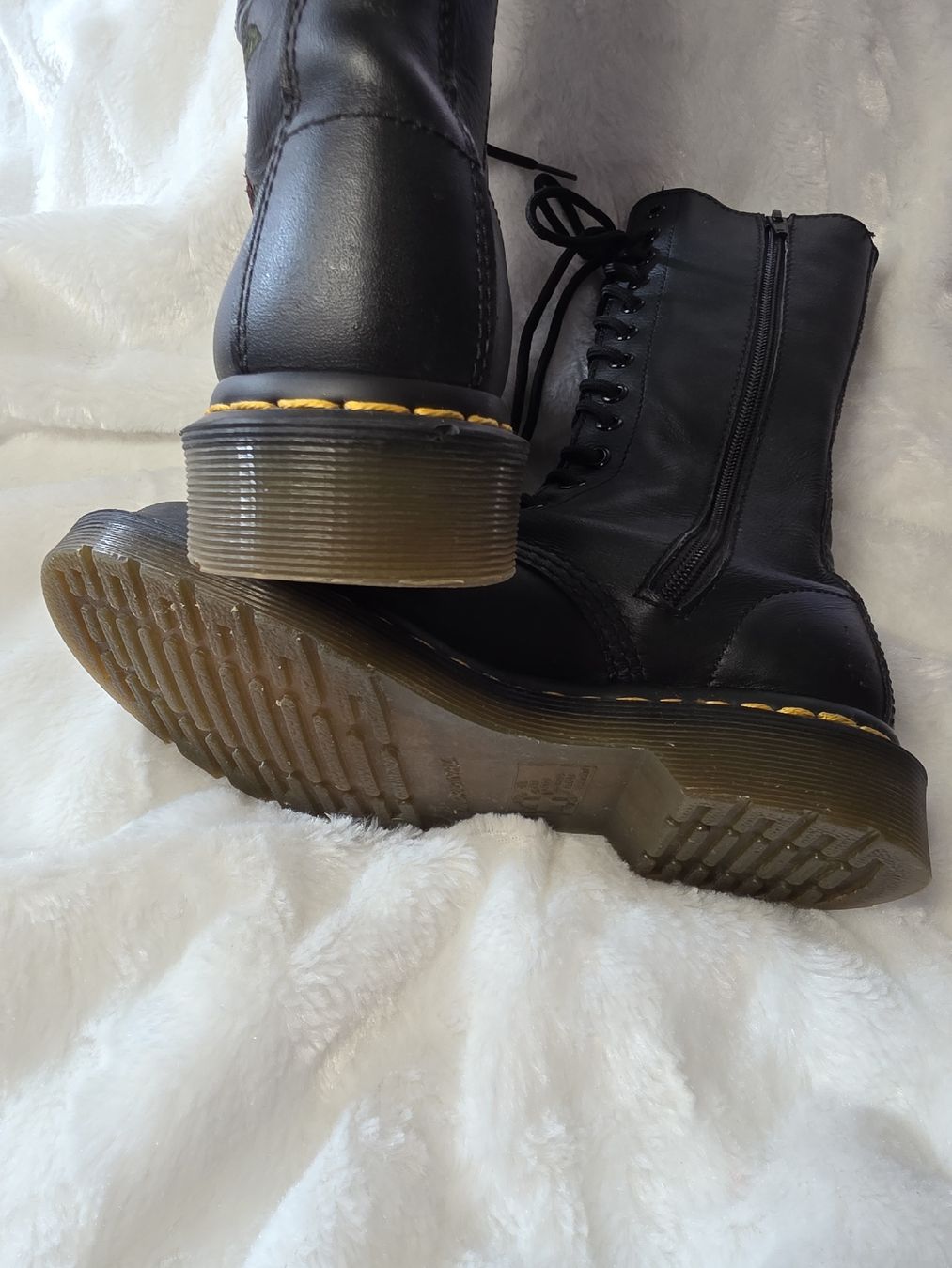 Dr. Martens Damenschuhe: Dr Martens 37 – Neu (gemäss Beschreibung) aus St-Maurice von Ros_xgj8 2
