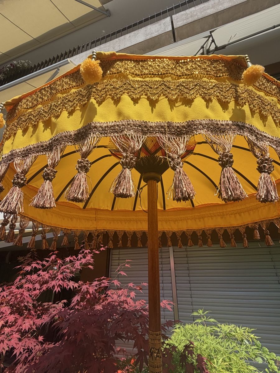 Ombrelloni: Sonnenschirm aus Bali – Usato da Fällanden venduto da Caramel7