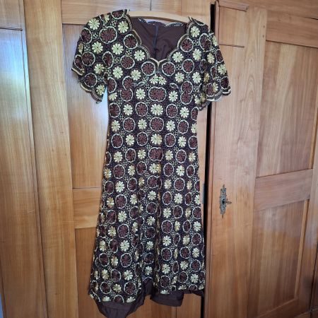 Versand möglich! Unikat, Vintage Kleid, St. Gallerspitze