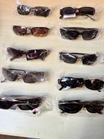 10 Sonnenbrillen neu       ab CHF 10.00