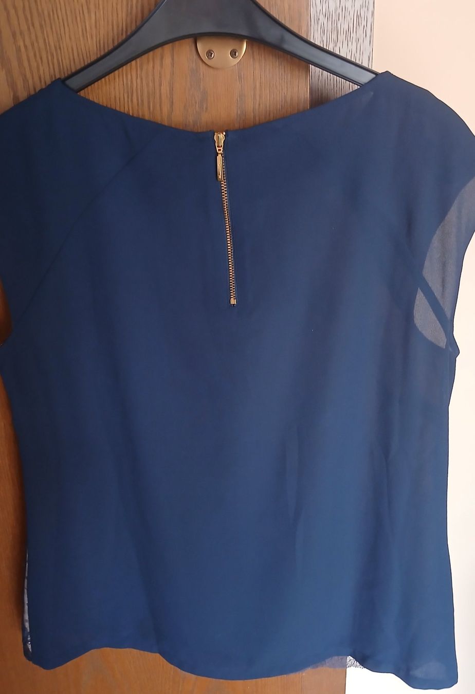 Massimo Dutti Camicette: MASSIMO DUTTI DAMEN BLUSE GRÖSSE EU 40 – Usato da Villa Luganese venduto da luxlady 1