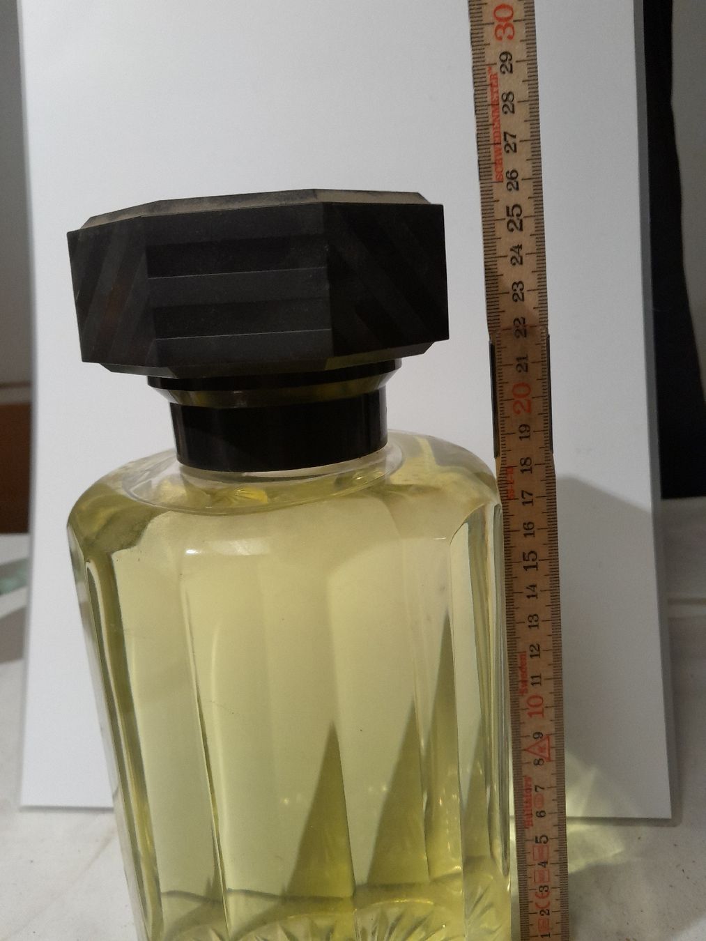 Nina Ricci Flacons: Grosse Factise Ricci Club. – Gebraucht aus Solothurn von BelleEpoque 1