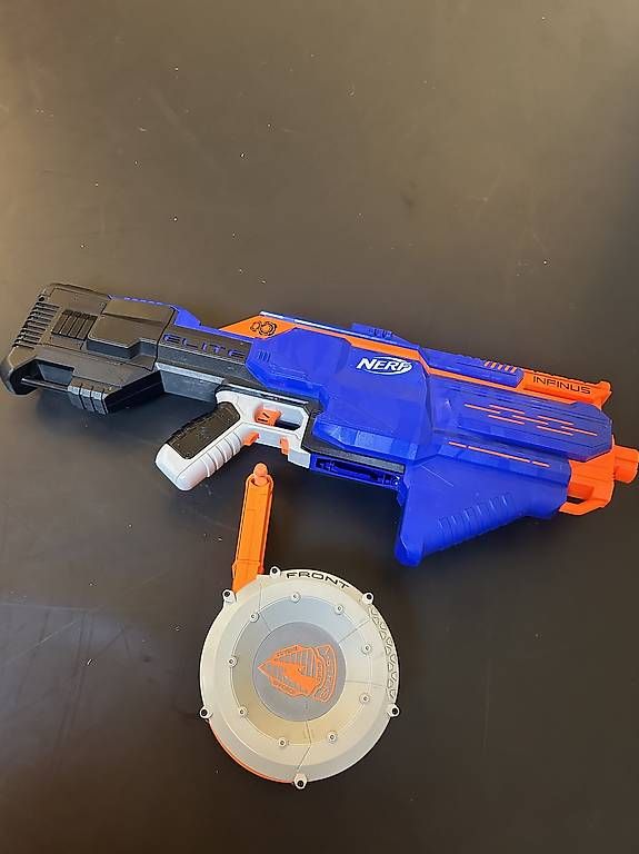 Giocattoli: Nerf Blaster Mit Doppelt so viel Darts – Usato da Schönenwerd venduto da Tuttittrustsell
