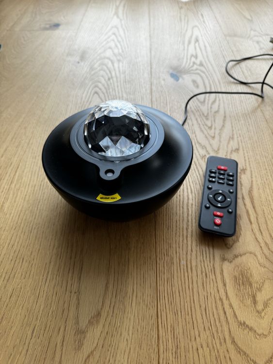 Starry Night Light Projector with Remote Control (Gebraucht) in ...