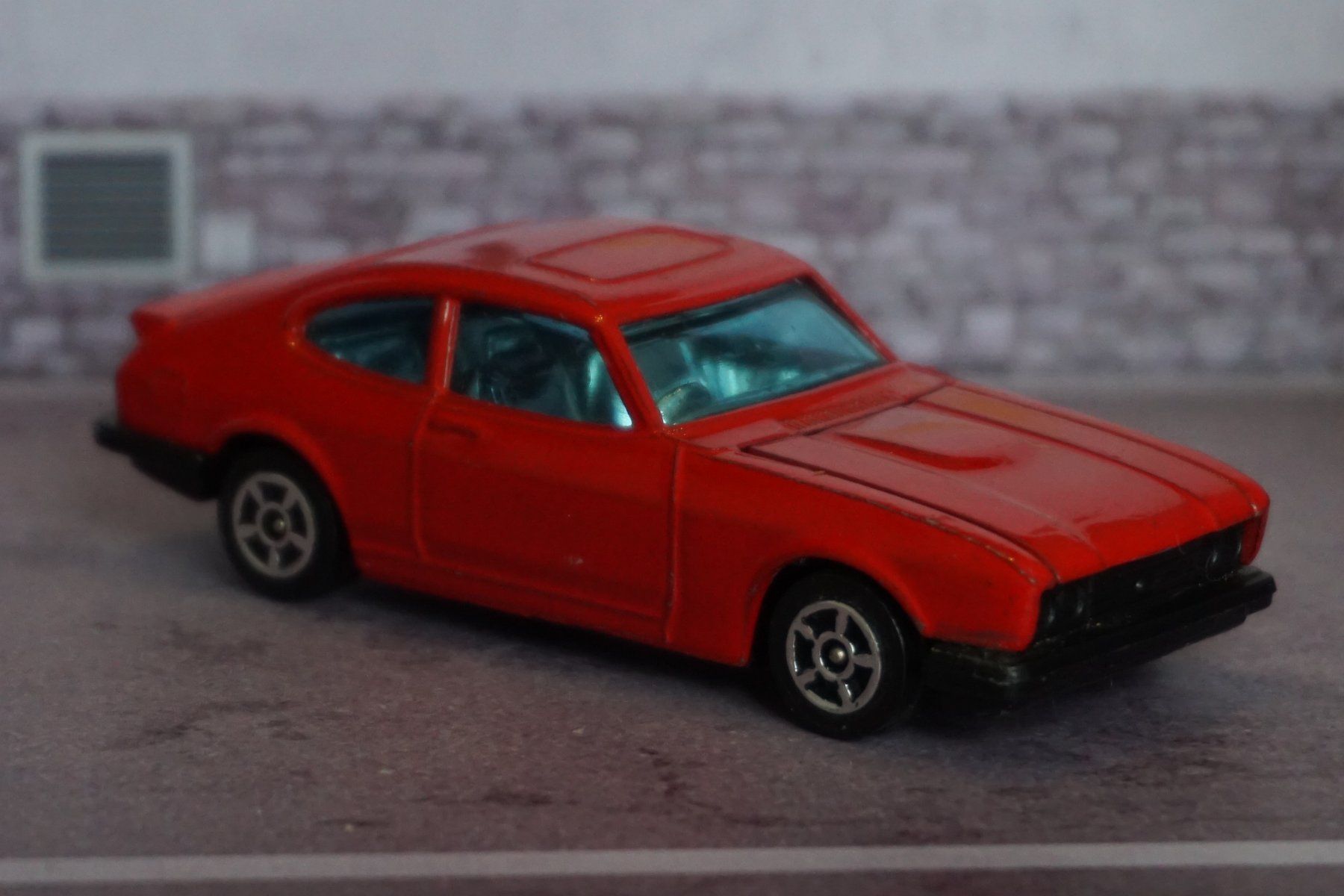 Corgi Toys Modellini d'auto: Corgi Ford Capri 3.0 S ALT TOP !!!!!!!!!!!!!!!!!!!!! – Usato da Reiden venduto da Doppeldecker69