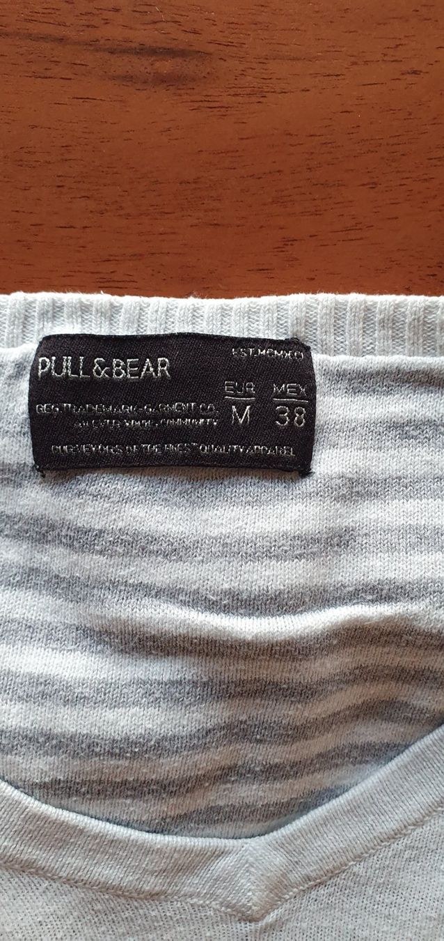 Pull&Bear Maglioni & Felpe: Pull&Bear original Pullover in Weiss Farbe Grösse M – Usato da Zürich venduto da Leica.C89 1