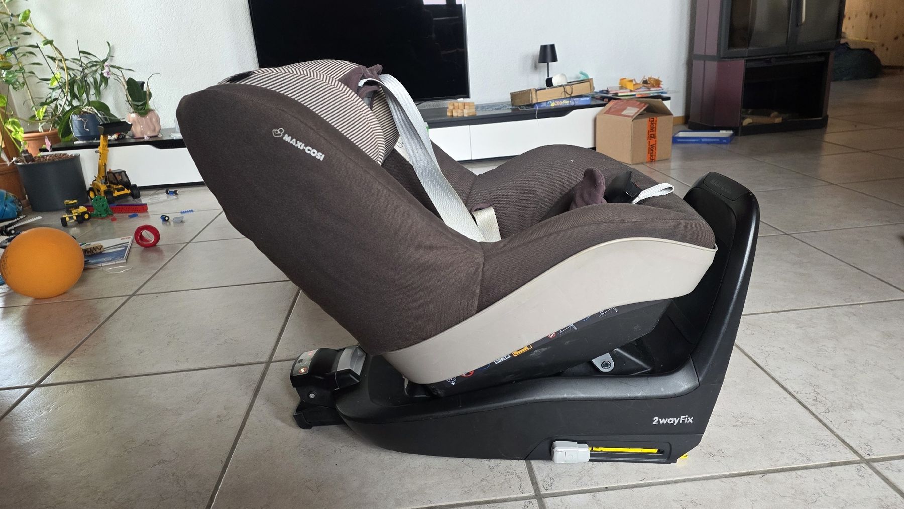 Maxi-Cosi Seggiolini per auto: maxi-cosi Kindersitz – Usato da Geiss venduto da Giovanoli23 4