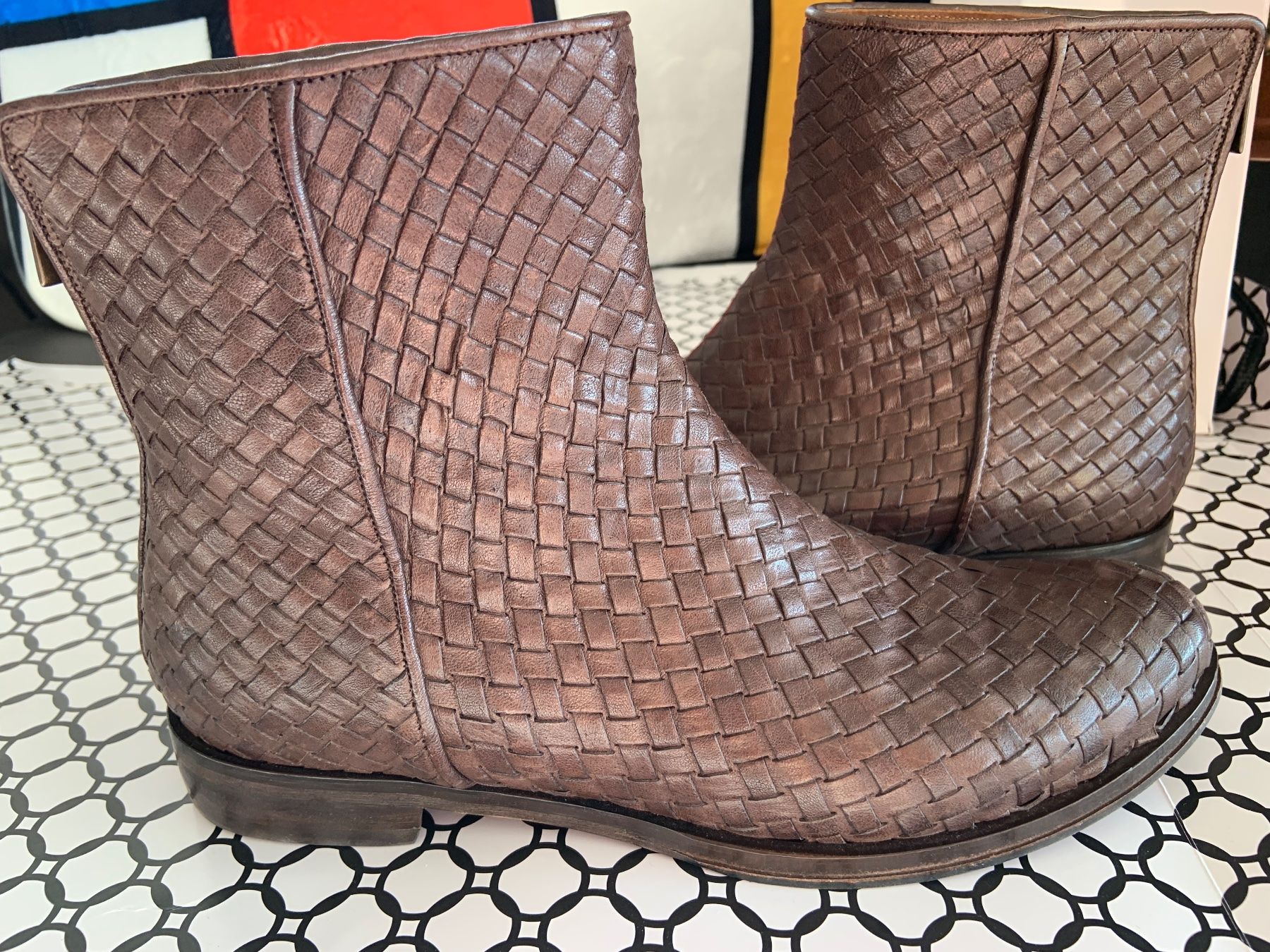 Damenschuhe: Geflochtene braune Stiefelette, Echtleder, Gr. 38.5 – Gebraucht aus Niederteufen von mix18