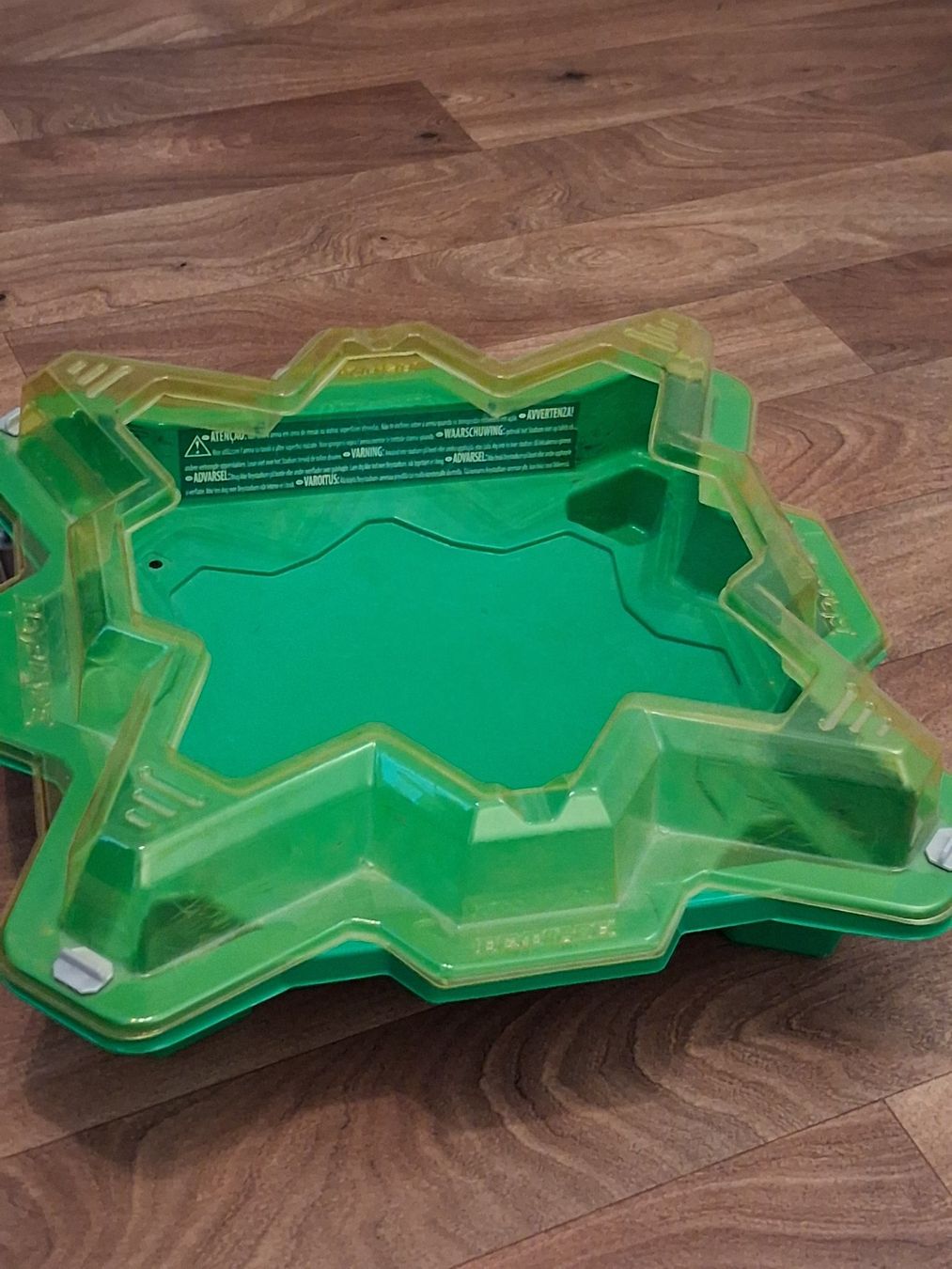 Arena Giocattoli: Beyblade-Arena – Usato da Bronschhofen venduto da ClauBern 1