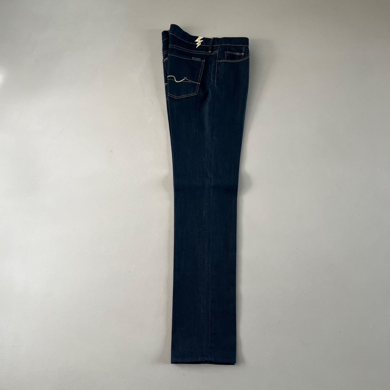 Mankind Jeans: 7 FOR ALL MANKIND Jeans 👖 – Usato da Zürich venduto da ClosetQueen 2