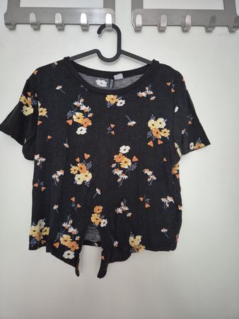 T-Shirt Blumenmuster