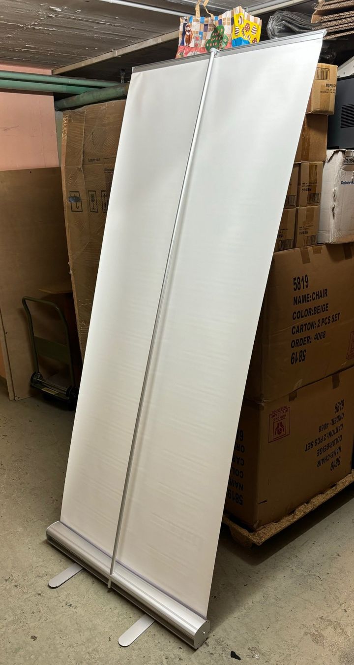 Allestimento di negozi e stand fieristici: Roll-Up Banner – Usato da Zug venduto da Deks 1
