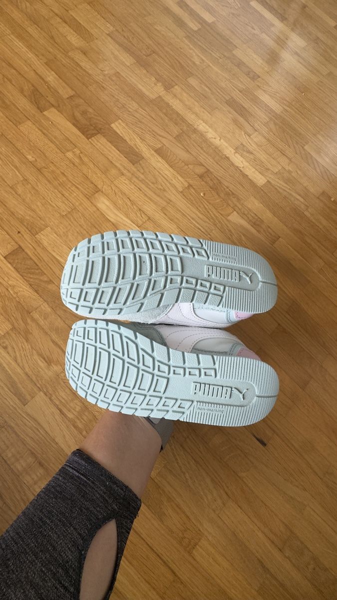 Puma Scarpe per ragazzi: Puma Kinder Turnschuhe Grösse 27 – Usato da Luzern venduto da ja_0707 4