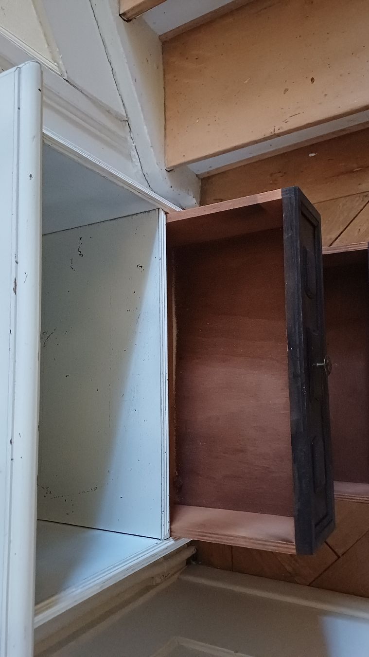 Kommoden: Kleine Kommode Shabby Chic  – Gebraucht aus Flawil von Pinkmalibu 5