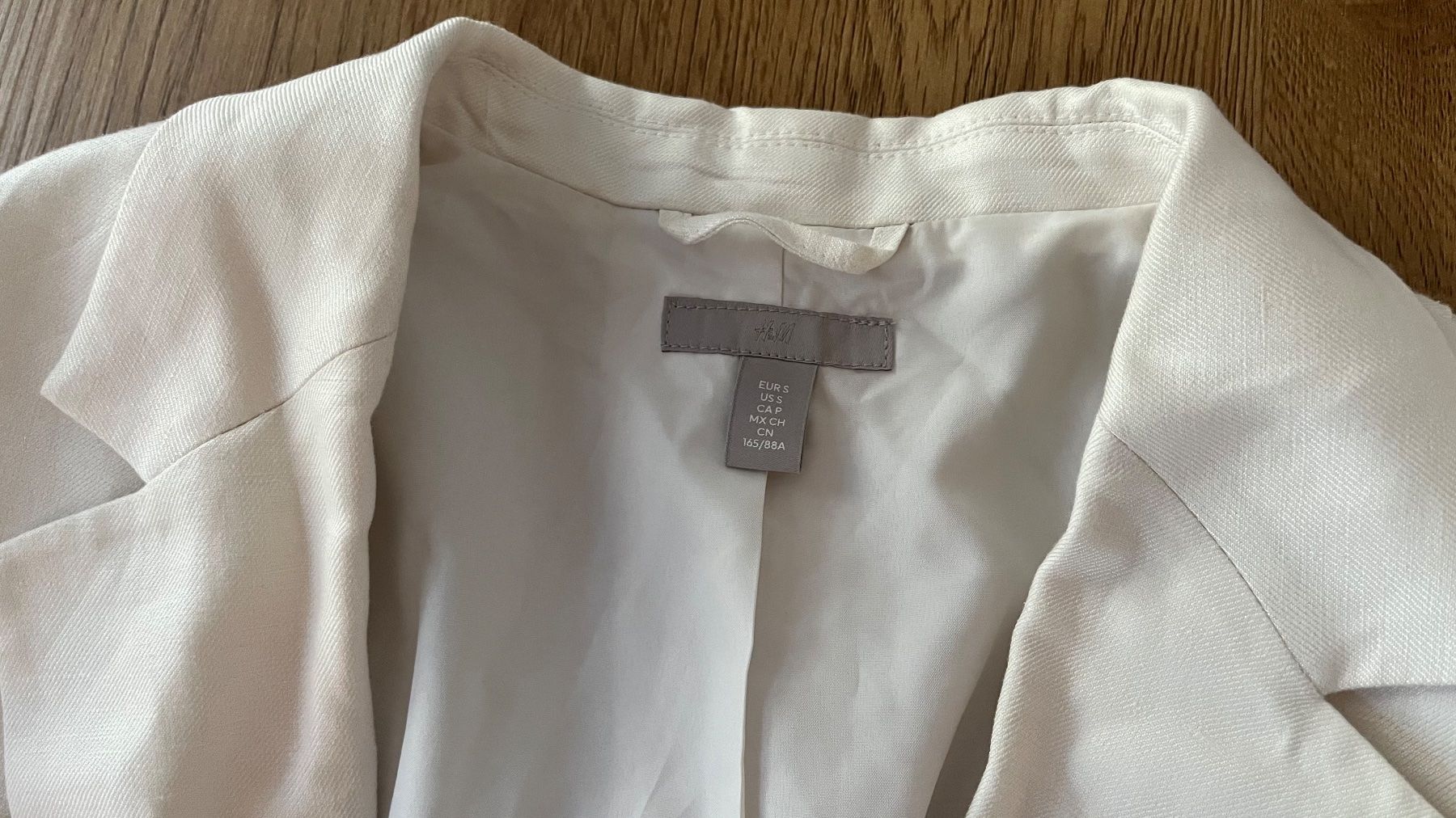 H&M Giacche: H&M Off-White Linen Blend Blazer Jacket - S – Usato da Zofingen venduto da lis_7xzz 9
