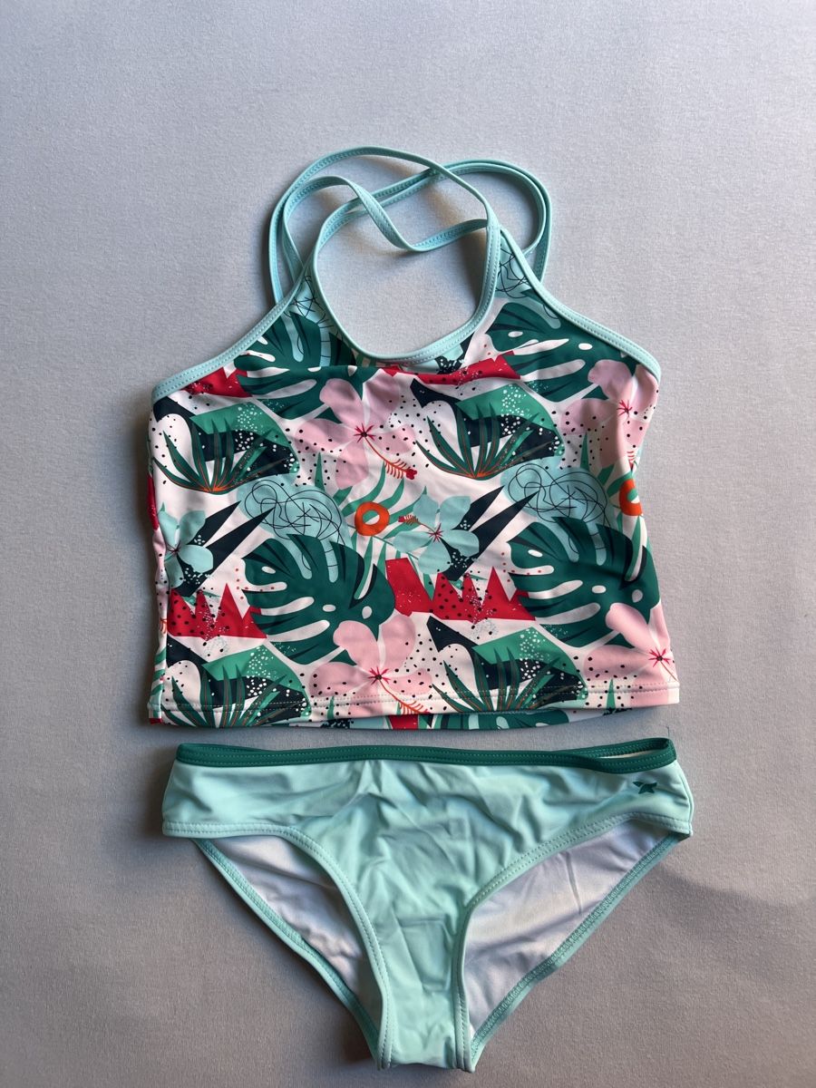 Badekleider & Bikinis: Bikini Gr 152 – Gebraucht aus Bülach von sunnyflower25
