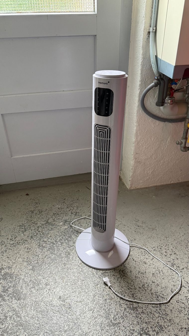 Ventilatori: Intertronic Tower Fan – Usato da zug venduto da Inaar