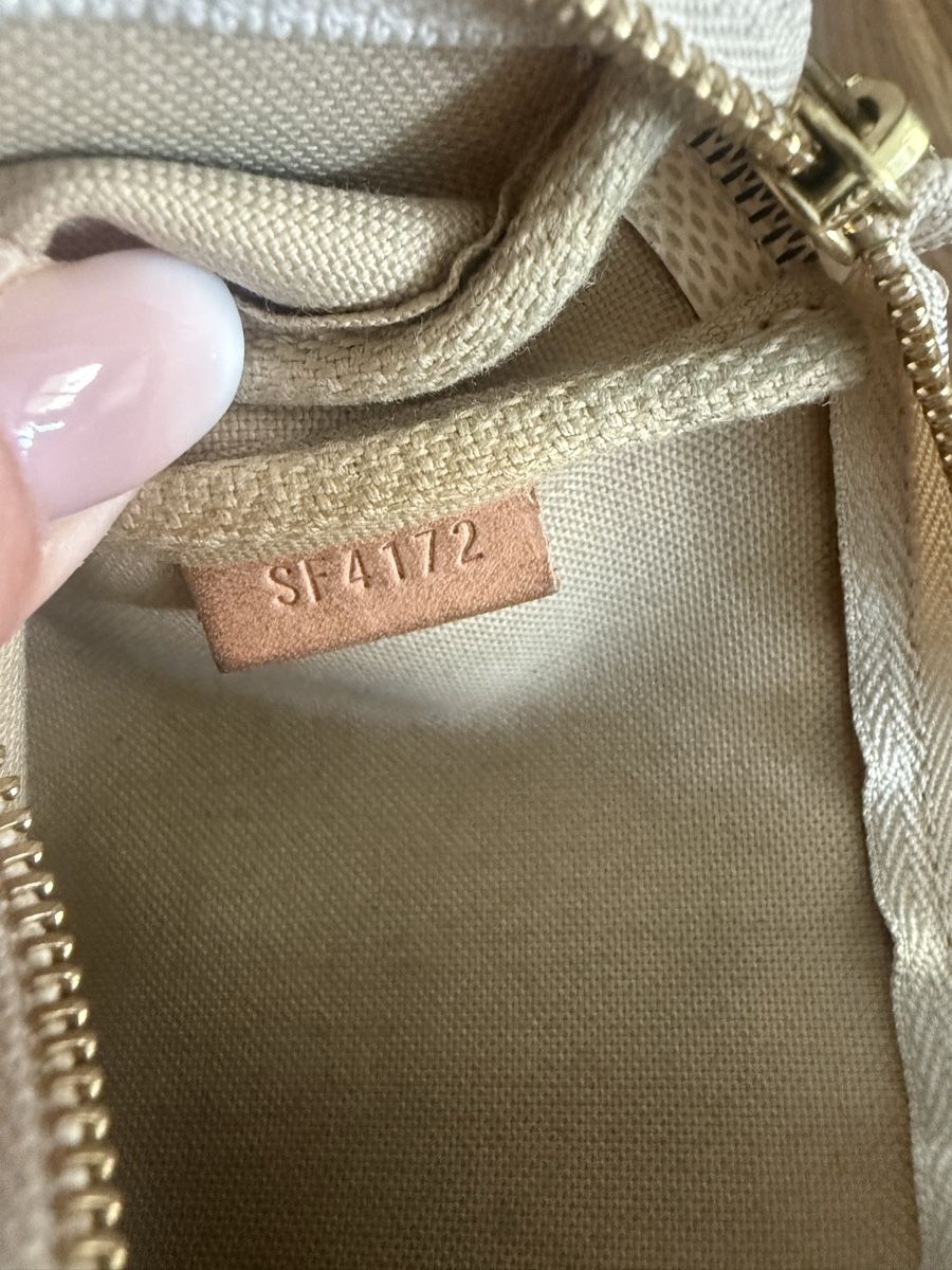 Louis Vuitton Taschen für Damen: Orig. Louis Vuitton Mini Pochette azur  – Gebraucht aus Wallisellen von Aboutfashion 5