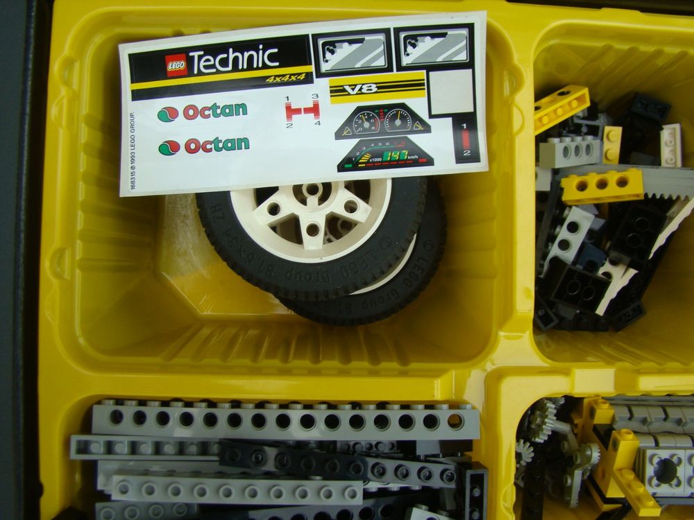 Lego Technic 8880 Supercar selten mit Anleitung 90er Jahre Kaufen auf Ricardo