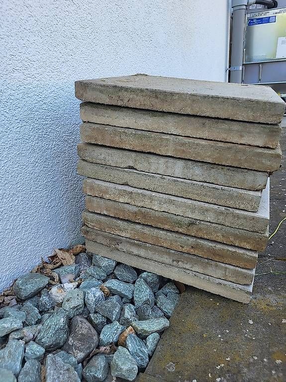 Rivestimenti per pavimenti: Gartenplatten – Usato da Züberwangen venduto da Zolo02