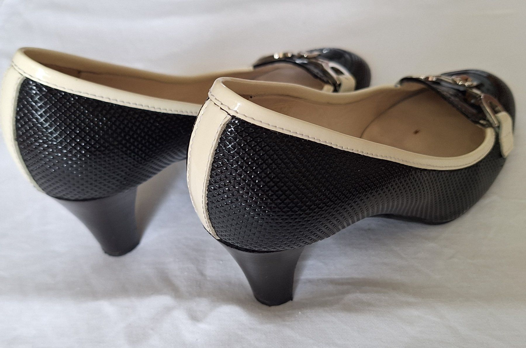 Scarpe da donna: Pumps in Marinelook – Usato da Stäfa venduto da meridianum 2