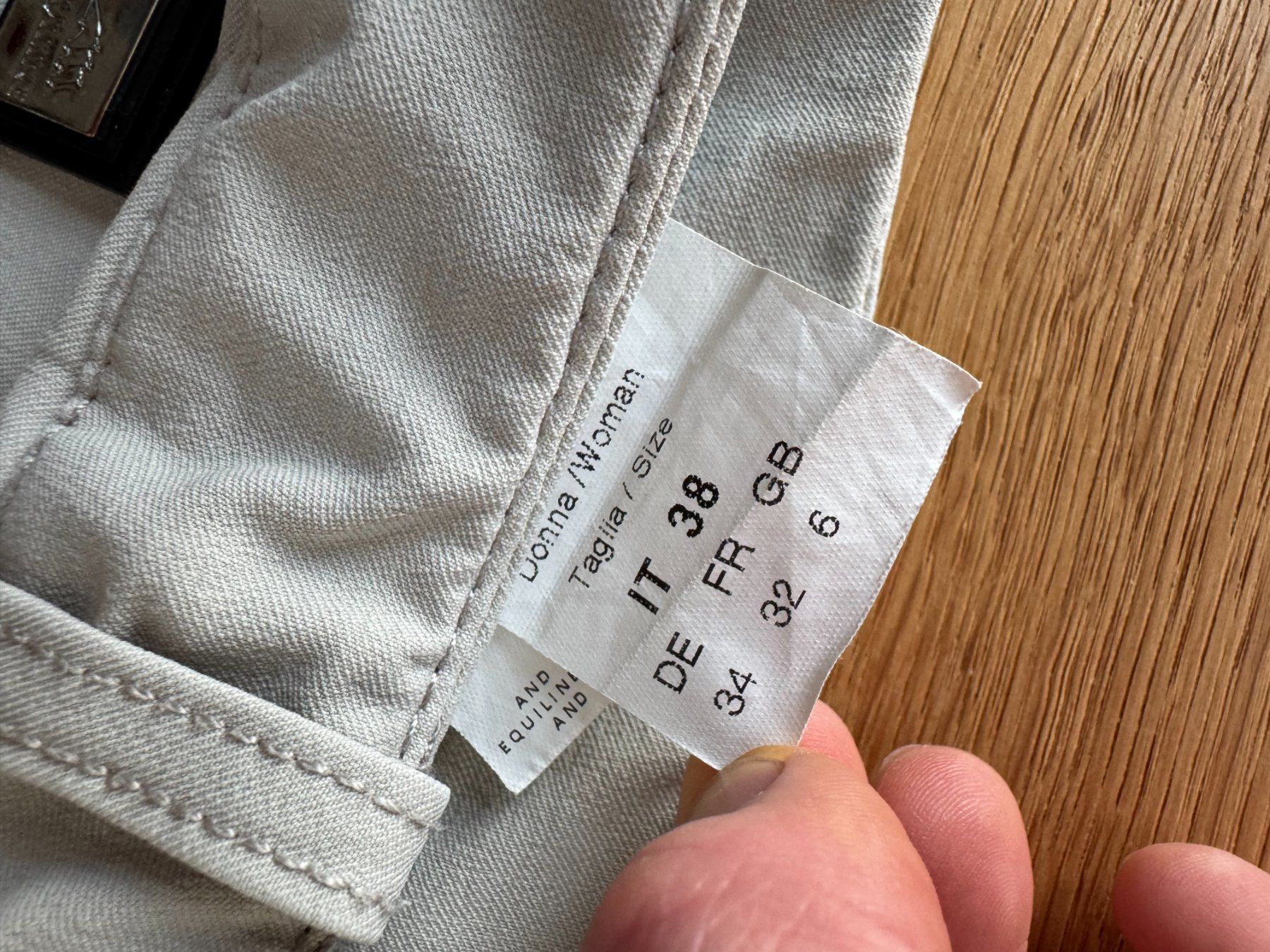 Pantaloni: 2 Vollbesatzreithosen Equiline – Usato da Ettiswil venduto da Ursi33 2