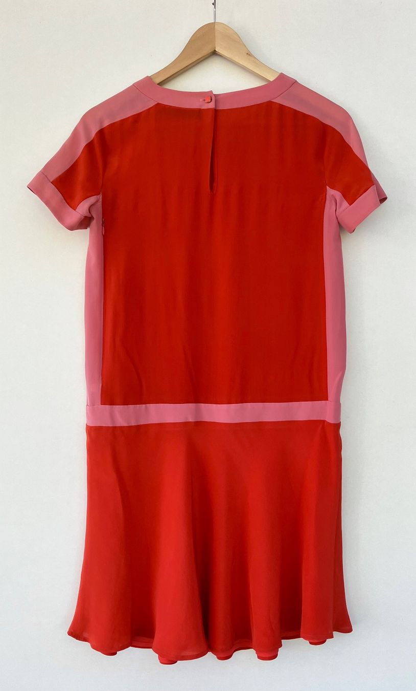 Vestiti: Trussardi Seide Kleid Gr.38 – Usato da Unterägeri venduto da Jutka_04 4