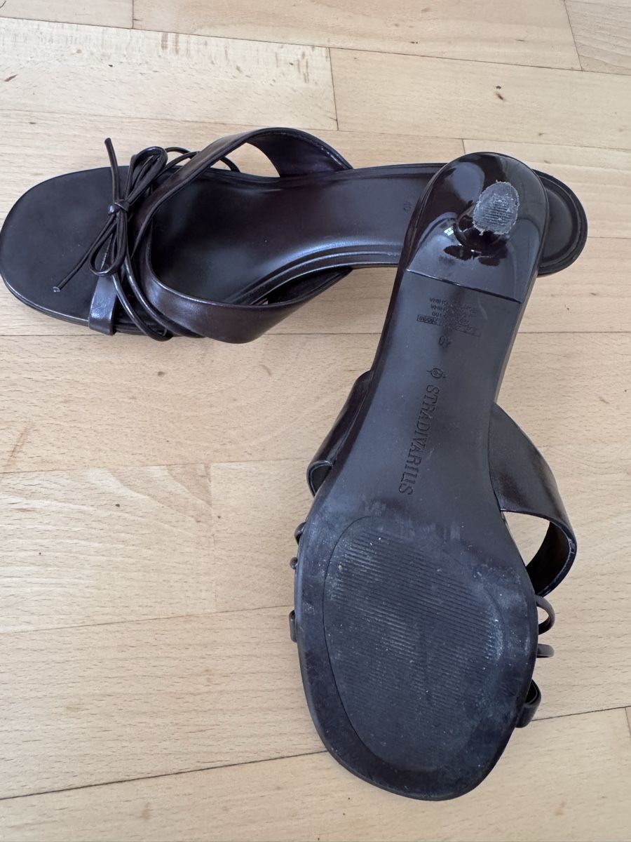 Stradivarius Scarpe da donna: Brown Kitten Heels – Usato da Muttenz venduto da ala_7c7n 3