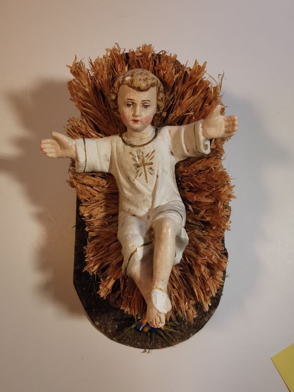 Statuette: Antike Krippenfigur Jesuskind in Krippe – Usato da Dübendorf venduto da aschiduebendorf 5