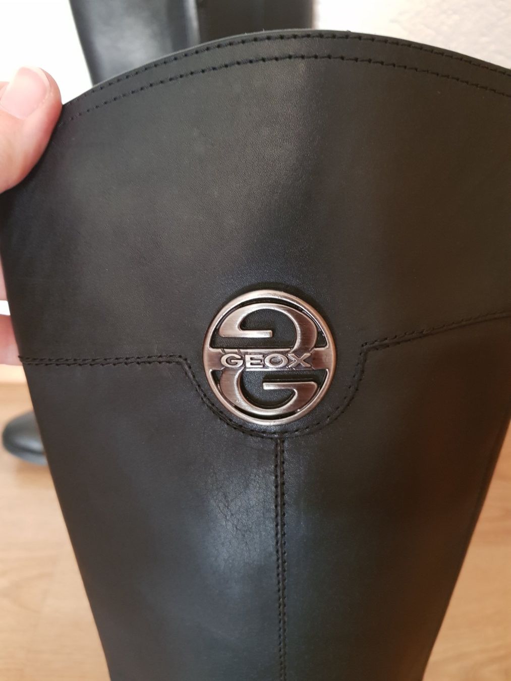 Geox Scarpe da donna: Geox Lederstiefel Gr.38 schwarz – Usato da Merligen venduto da muss_haben 2