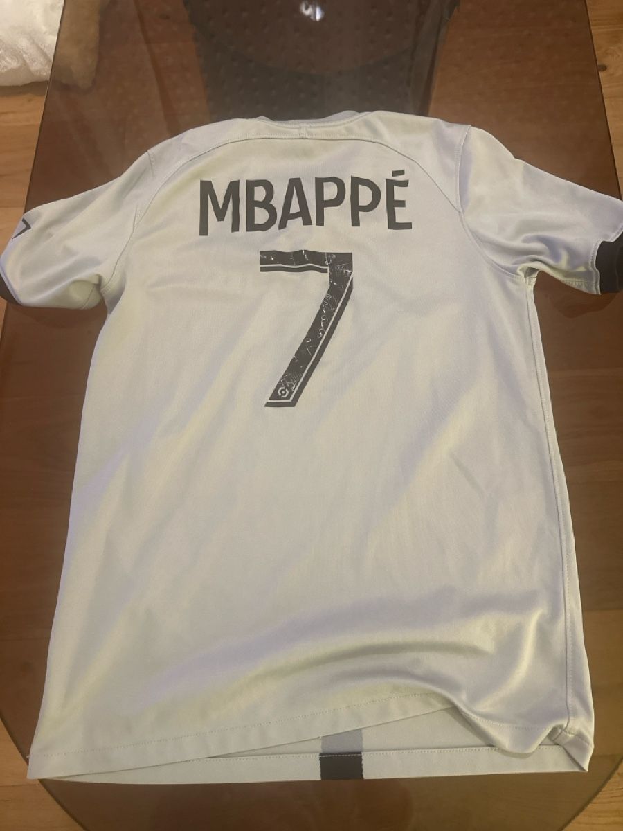 Jordan Canottiere & Pantaloni: Maillot de foot PSG – Usato da Founex venduto da reb_fws9 1