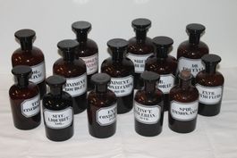12 Apotheker Flaschen